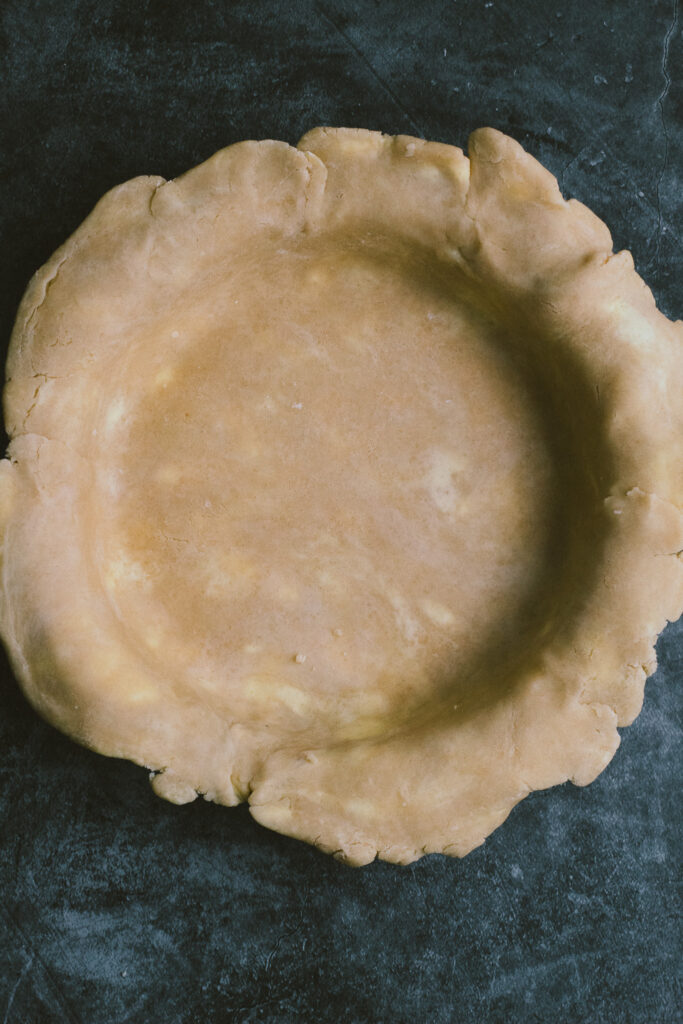 pie dish lined with pie crust