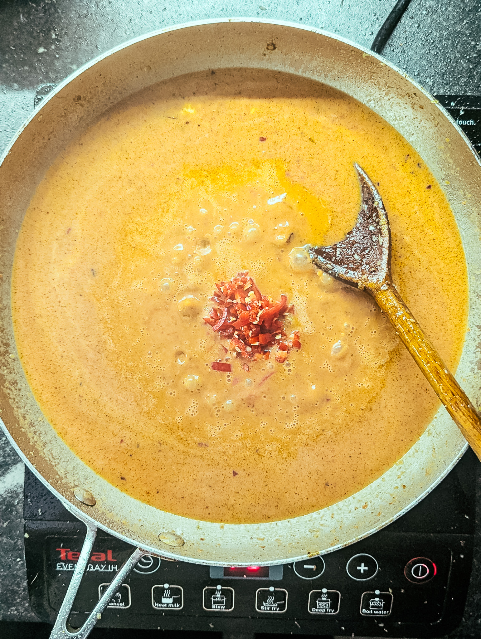 chilli and lemon added to ras el hanout curry sauce